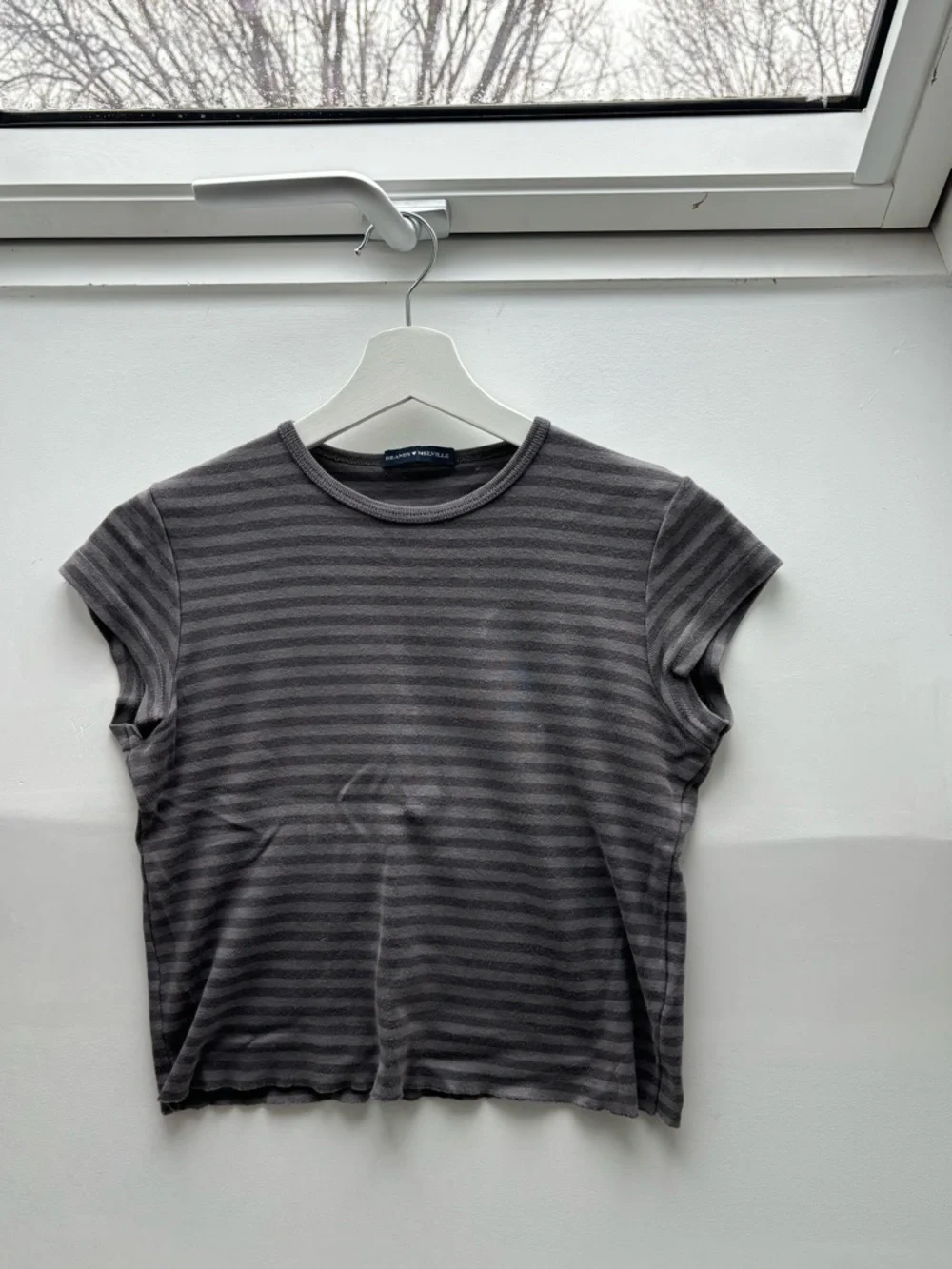 Brandy Melville Gray Striped Short Sleeve Tee - Picture 1 of 2